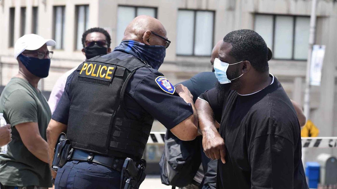 Improving the Relationship Between Police and Community