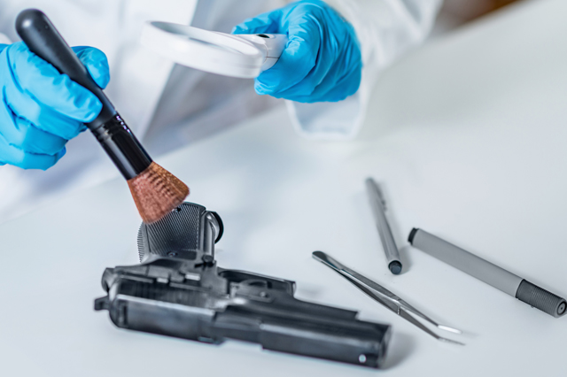 Dusting evidence for forensic analysis