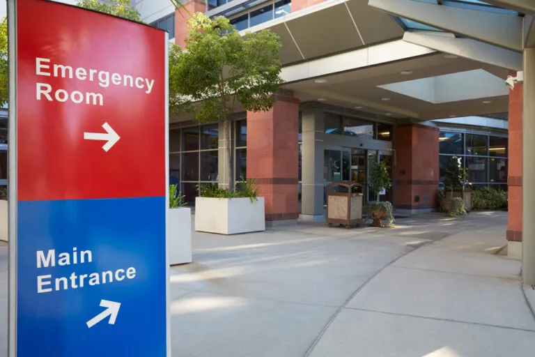 image-of-hospital-entrance